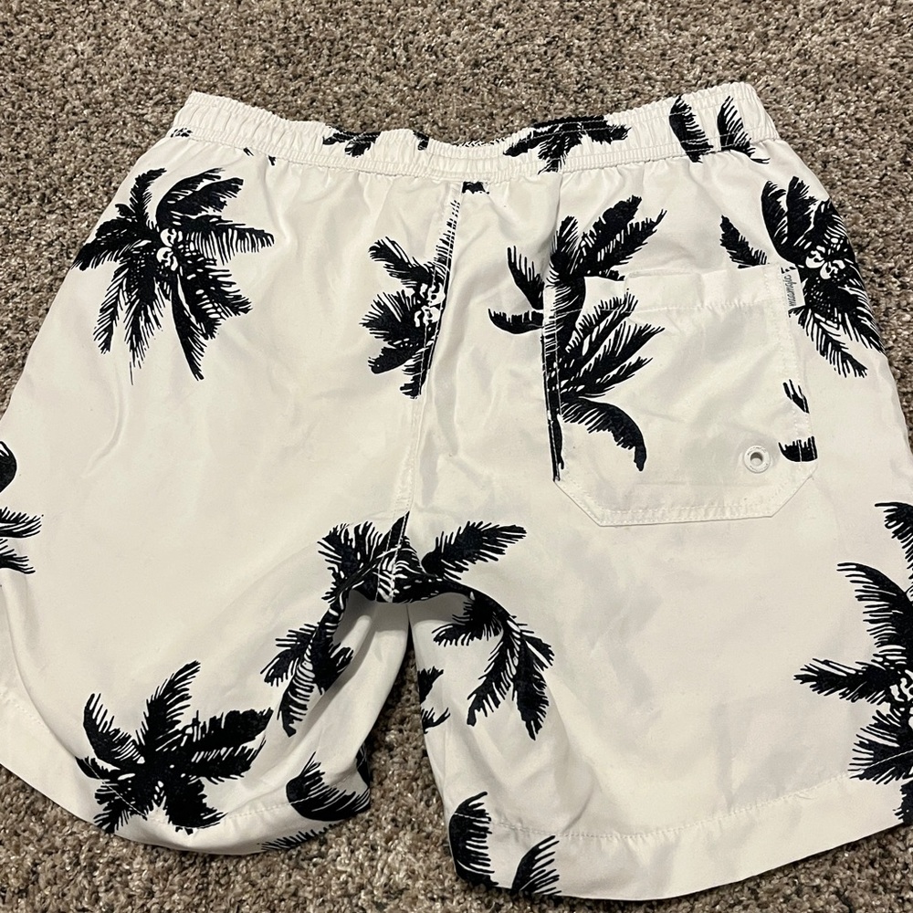 Tropical Palm Print Swim Trunks - Picture 3 of 3